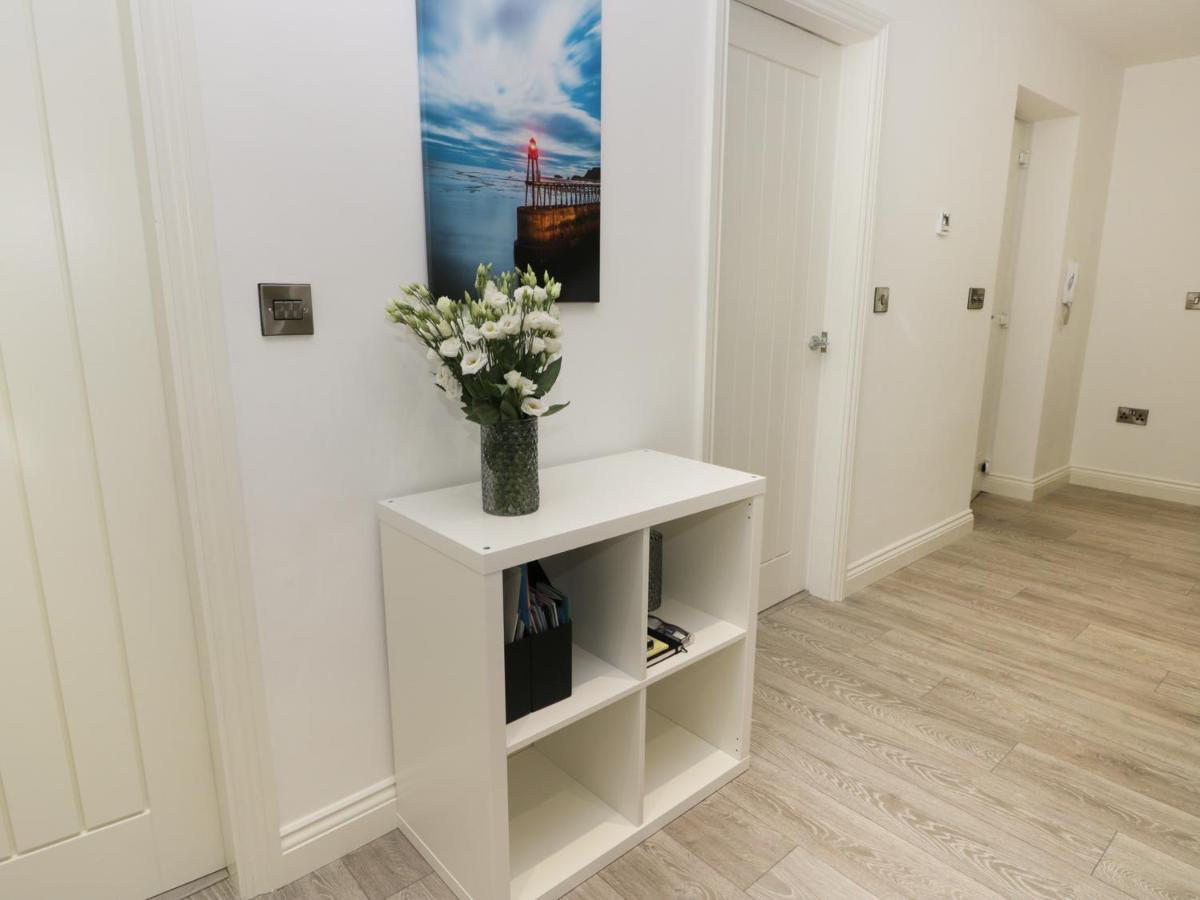The Office Gardens, Apartment 2 Уитби Экстерьер фото